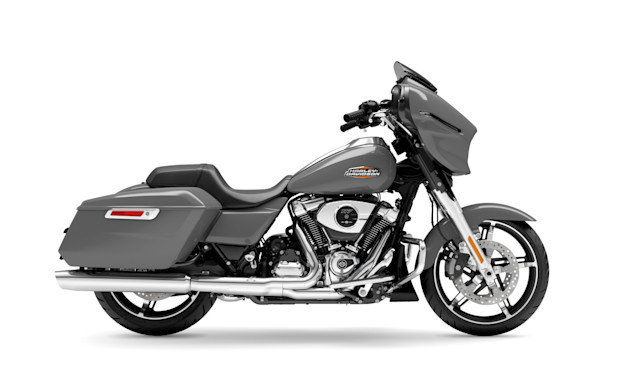 2026-street-glide-m85-motorcycle
