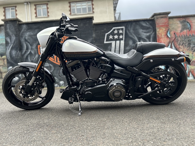 2016 CVO Breakout €19,999 - Image 3