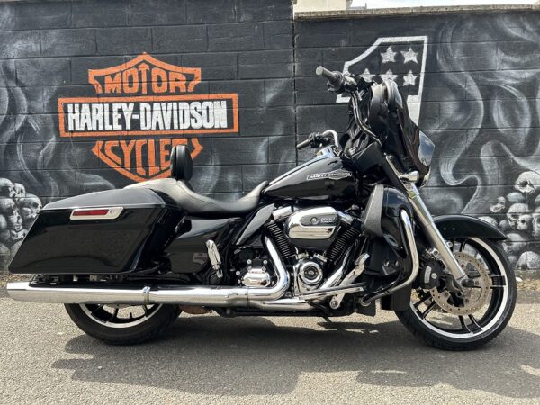 2022 Street Glide €22,999