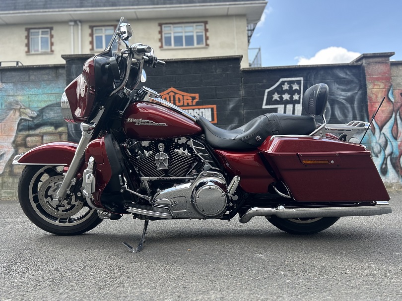 2009 Street Glide €13,499 - Image 3